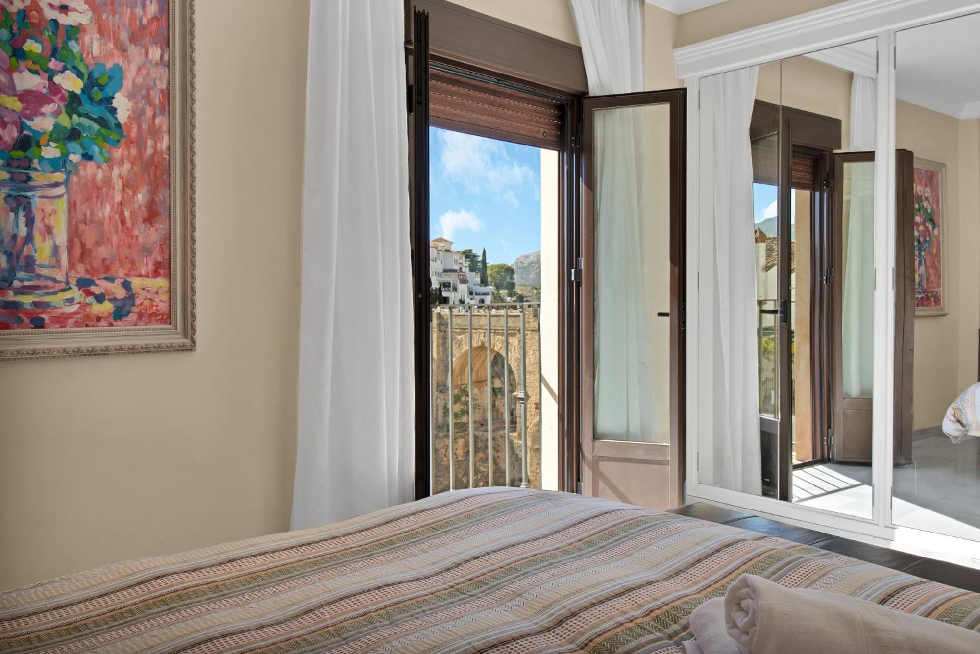 La Jaula De Oro Apartment Ronda Luaran gambar
