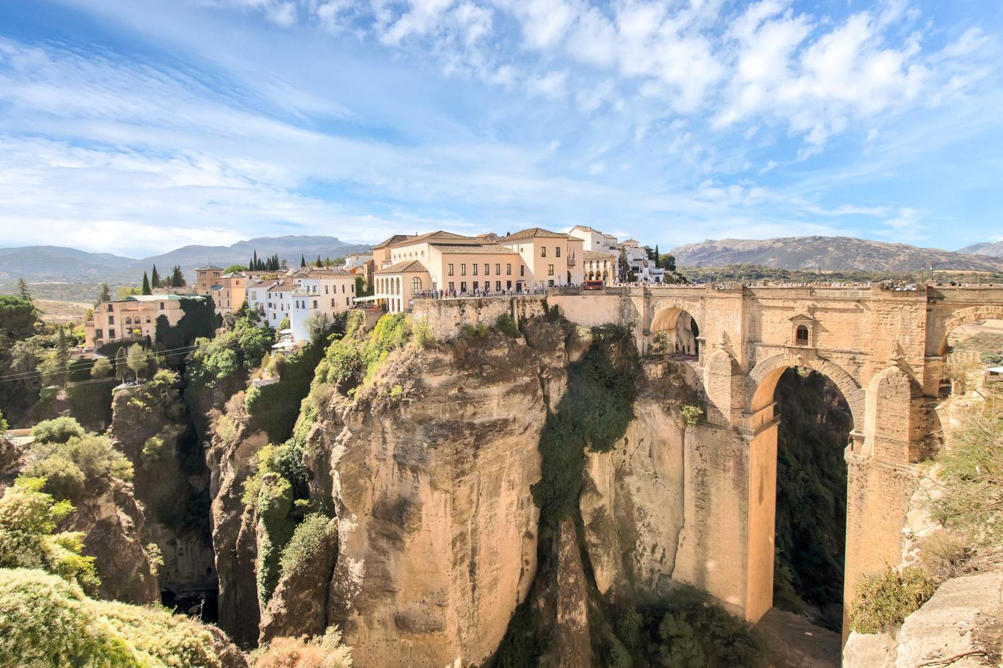 La Jaula De Oro Apartment Ronda Luaran gambar